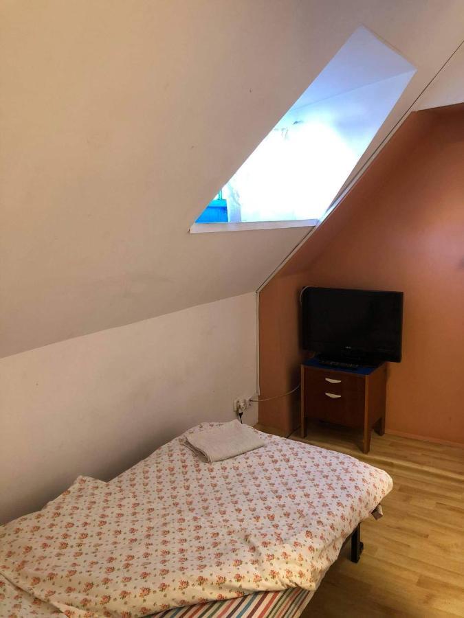 U Szermierzy Hostel Вроцлав Екстериор снимка
