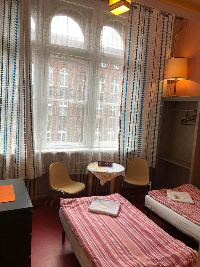 U Szermierzy Hostel Вроцлав Екстериор снимка