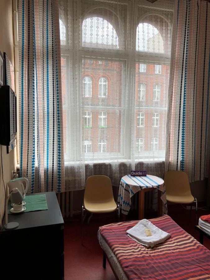 U Szermierzy Hostel Вроцлав Екстериор снимка