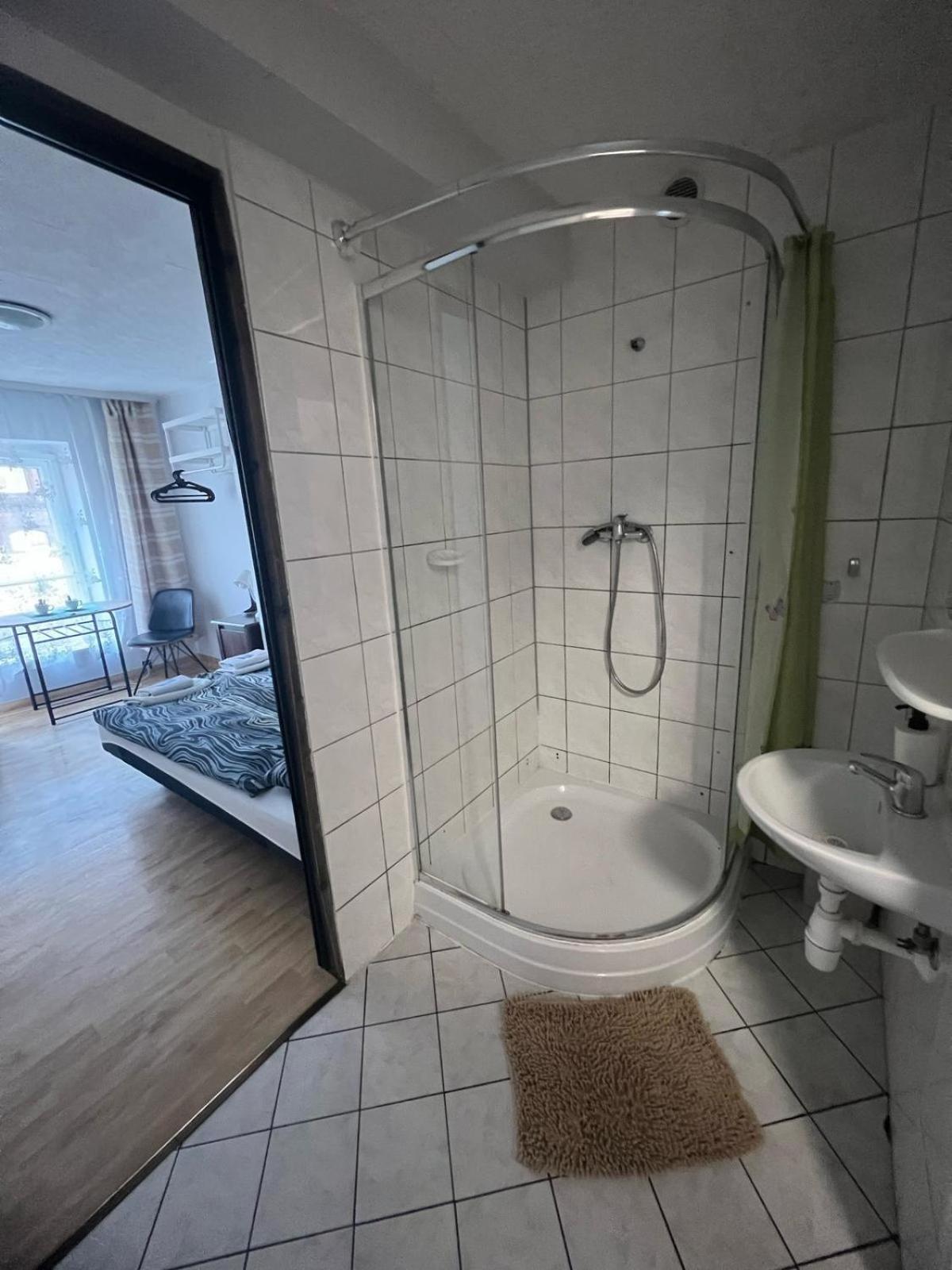 U Szermierzy Hostel Вроцлав Екстериор снимка