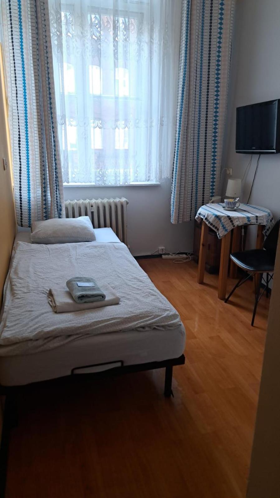 U Szermierzy Hostel Вроцлав Екстериор снимка