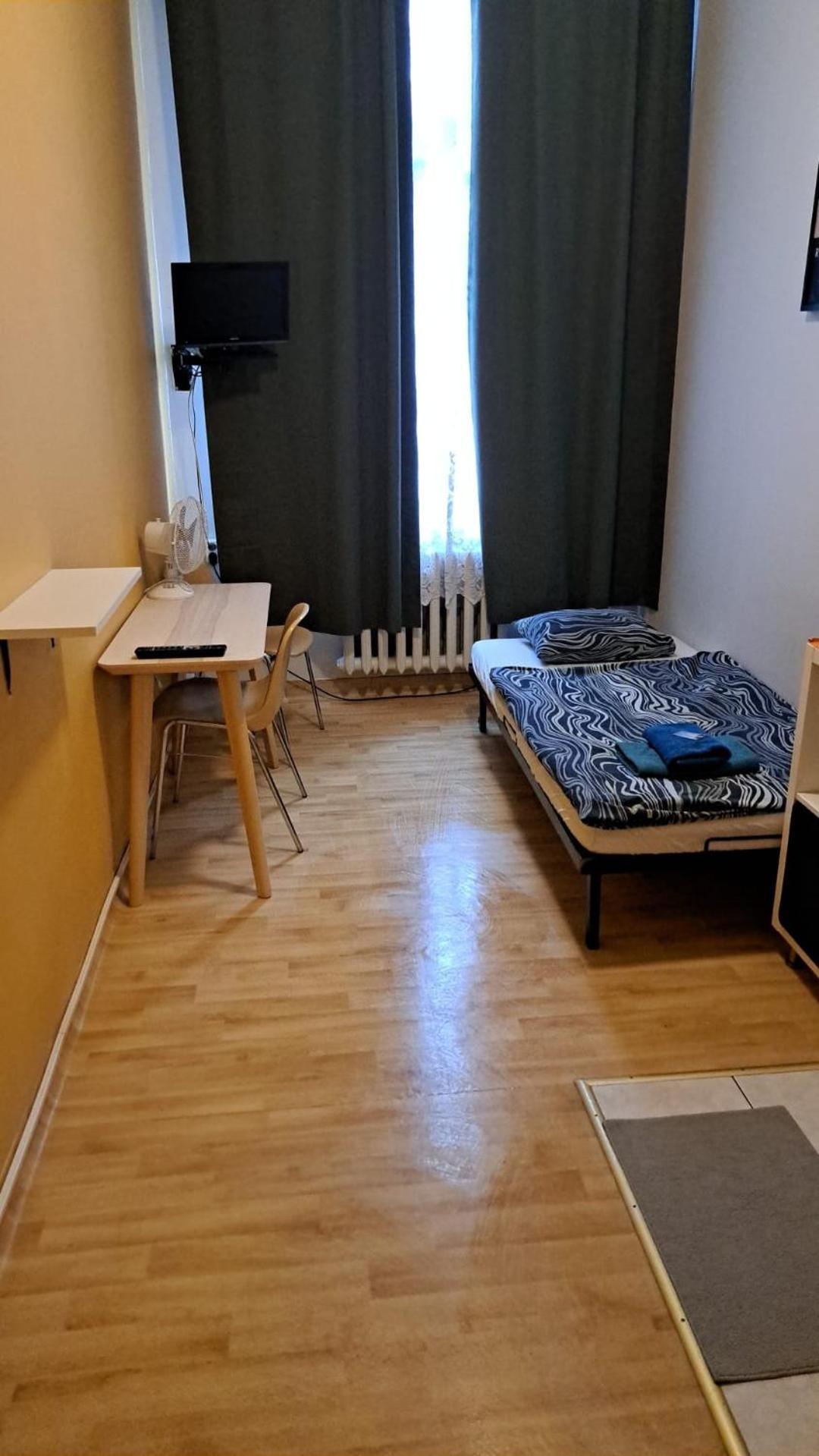 U Szermierzy Hostel Вроцлав Екстериор снимка